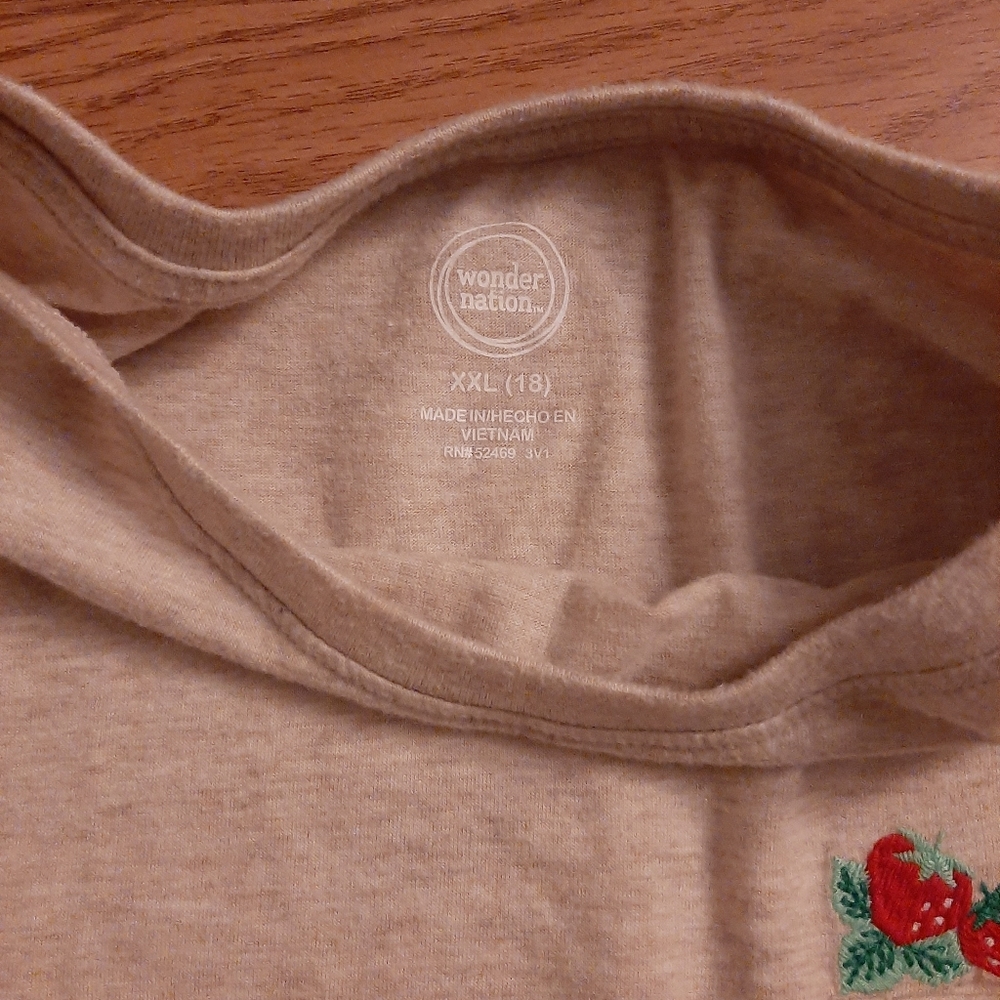 Wonder Nation Strawberry Pocket Tee Size XXL (Girls) - Picture 3 of 3